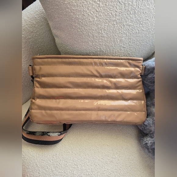 Think Royln, Bank Street XL Crossbody, Nude Patent - Picture 9 of 9